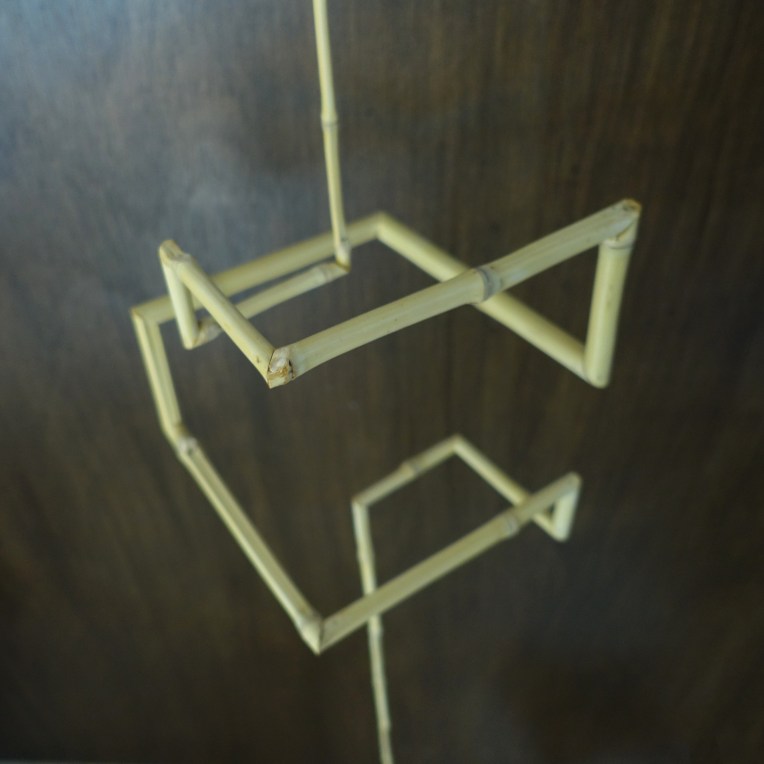 Sculpture 37 - Bambou - L 26 x P 26 x H 182 cm