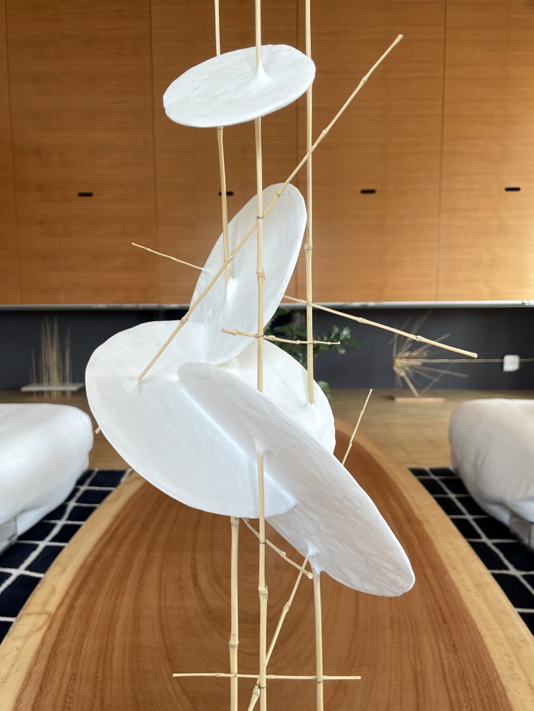 Sculpture 39 - Technique mixte - L 28 x P 26 x H 110 cm